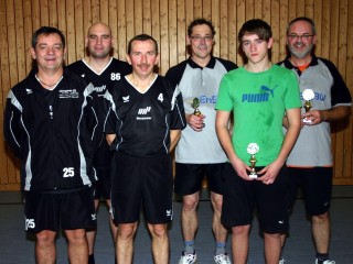 Die Endspielteilnehmer der Pokalendrunde der Herren in der Saison 2009/2010 in Ebern.